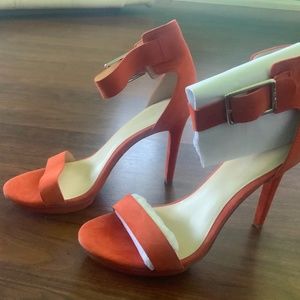 Brand new Kelvin Klein sandals 9M